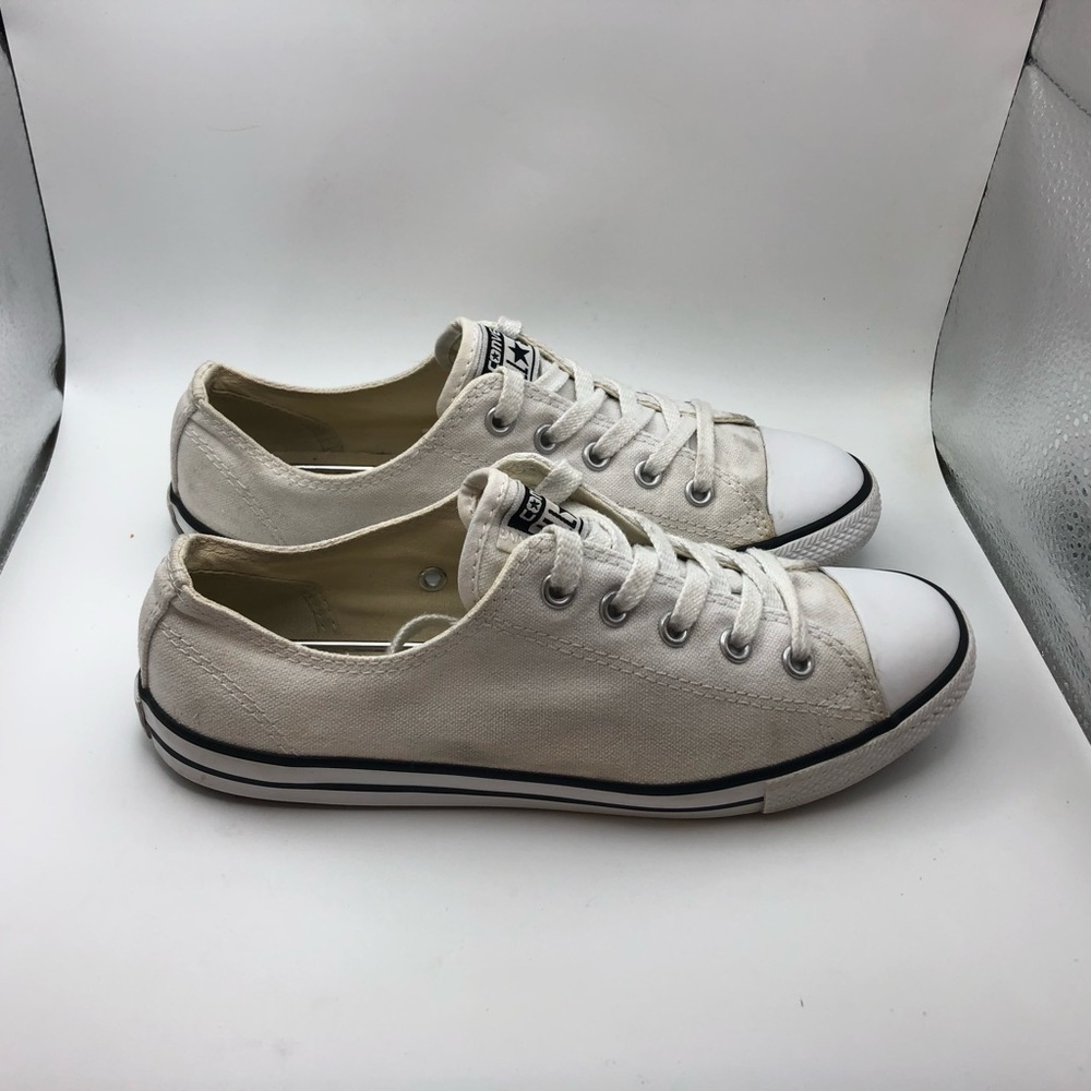 Converse cream womens sneakers size 6 - Picture 3 of 9